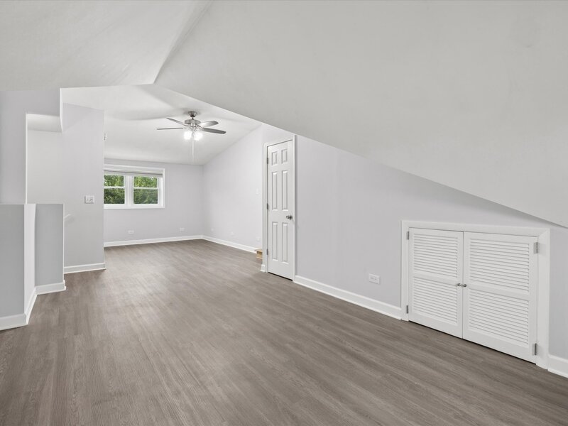 944 S Ardmore Avenue Villa Park IL 60181
