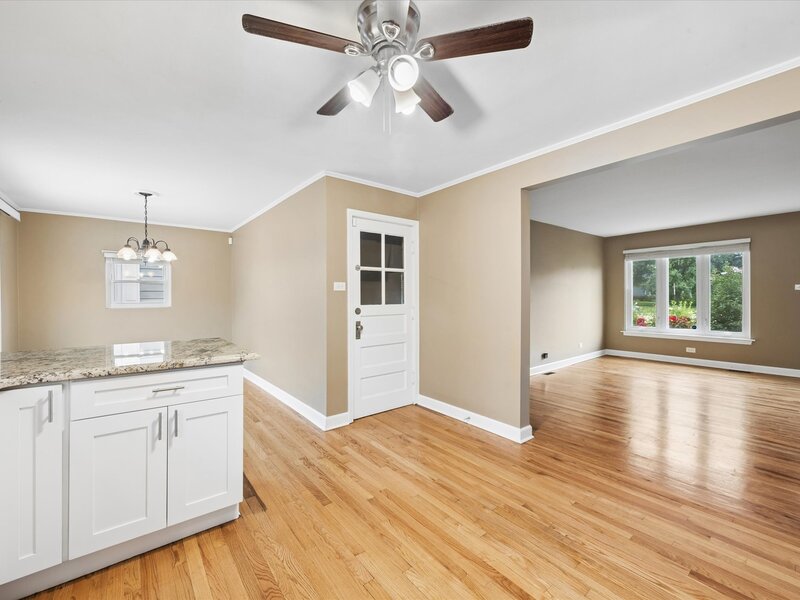 944 S Ardmore Avenue Villa Park IL 60181