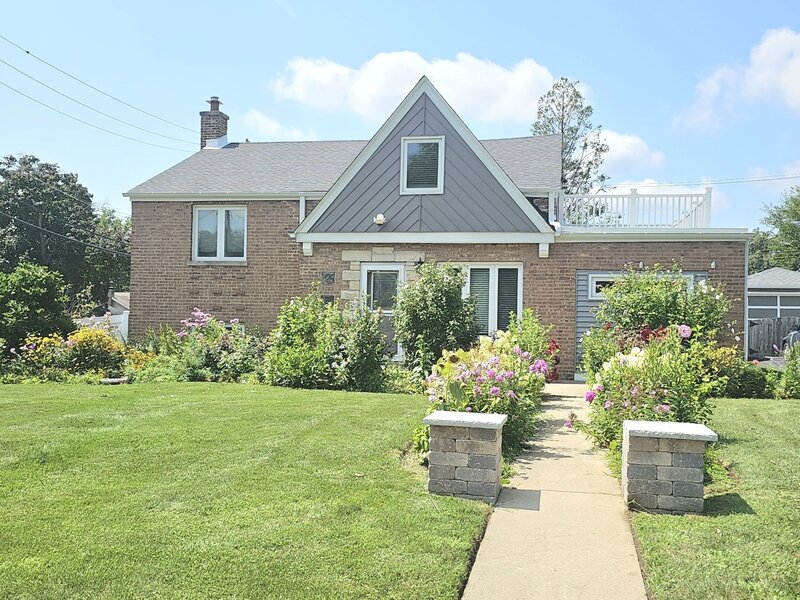 944 S Ardmore Avenue Villa Park IL 60181