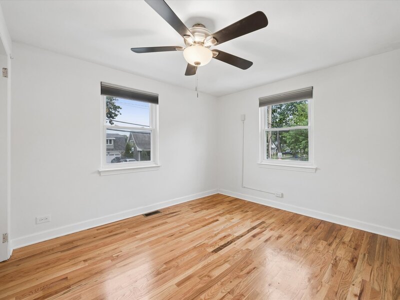 944 S Ardmore Avenue Villa Park IL 60181