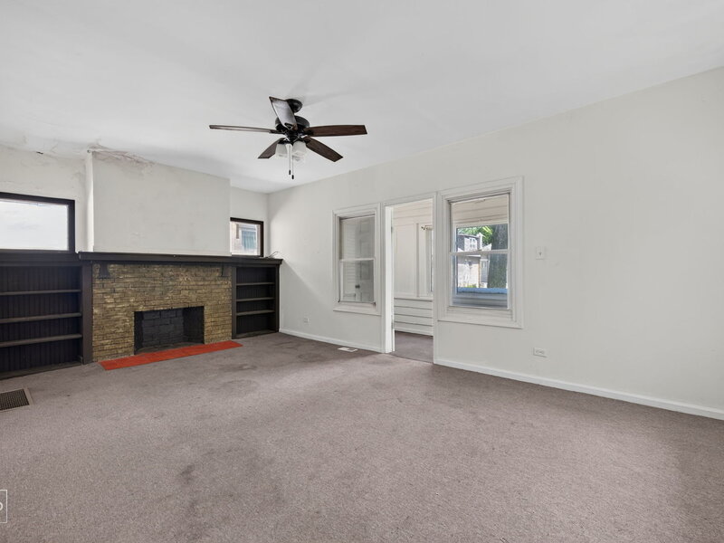 8234 S Kimbark Avenue Chicago IL 60619