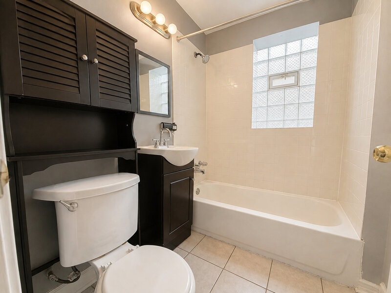 2415 N Oak Park Avenue Chicago IL 60707