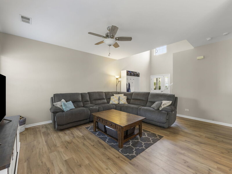 2755 Mcclennan Court Naperville IL 60563