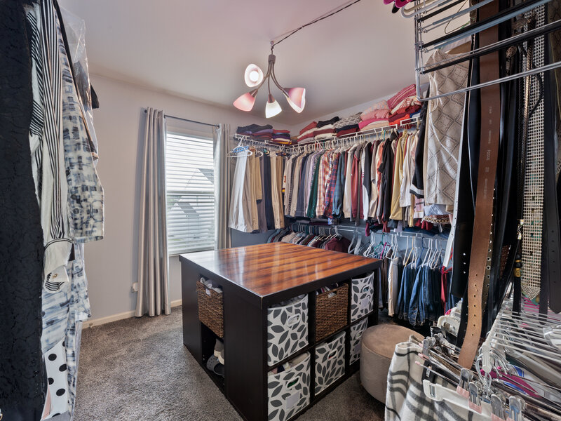 1813 Sebastian Drive Woodstock IL 60098