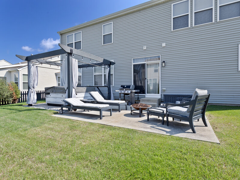 1813 Sebastian Drive Woodstock IL 60098