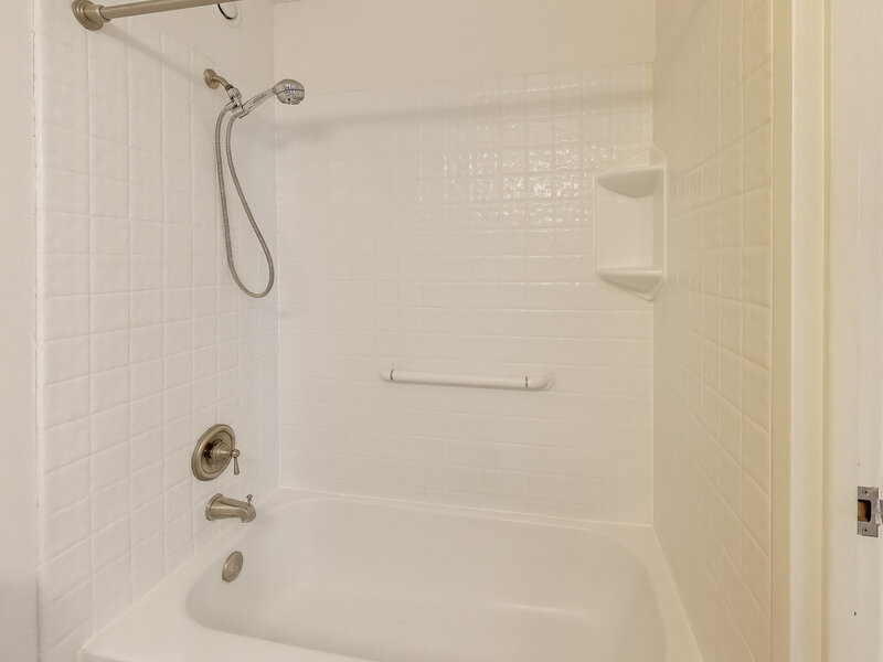 10 E Ontario Street Chicago IL 60611