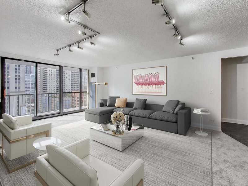 10 E Ontario Street Chicago IL 60611