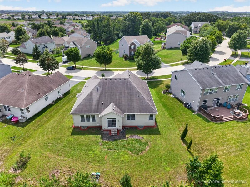 1255 Waterfront Lane Pingree Grove IL 60140