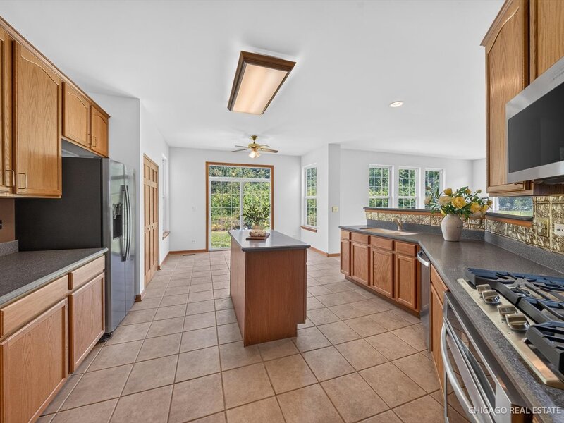 1255 Waterfront Lane Pingree Grove IL 60140
