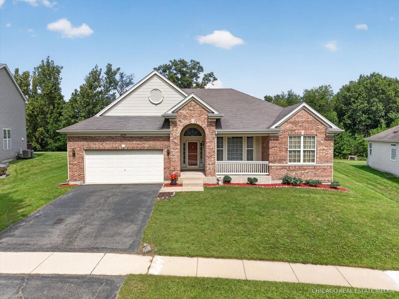 1255 Waterfront Lane Pingree Grove IL 60140