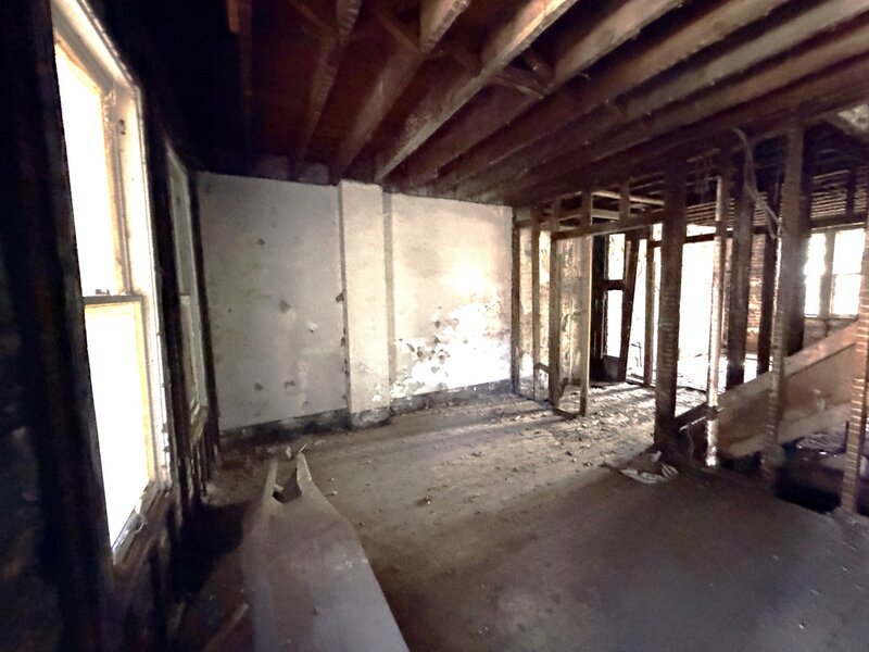 10537 S Corliss Avenue Chicago IL 60628