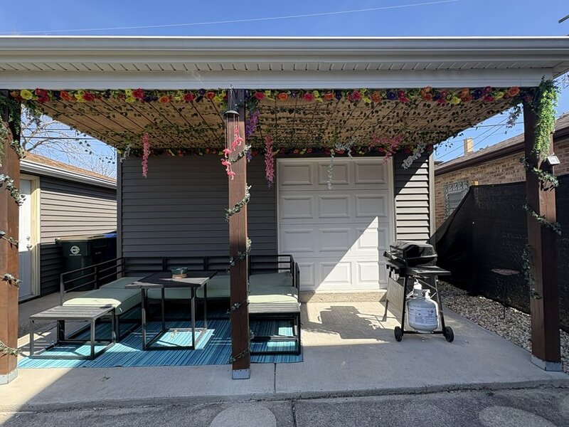2653 N 73rd Avenue Elmwood Park IL 60707