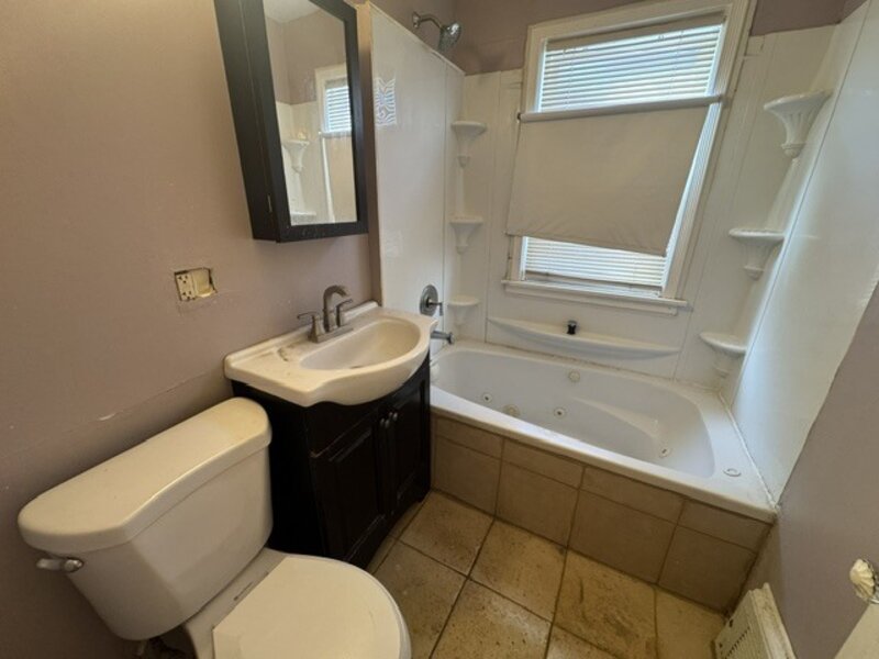 9757 S Ingleside Avenue Chicago IL 60628