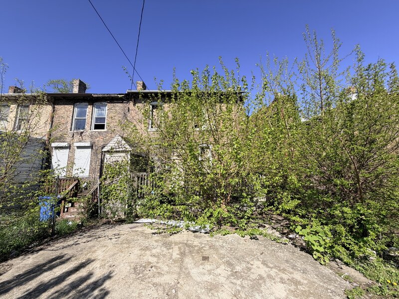 10645 S Champlain Avenue Chicago IL 60628
