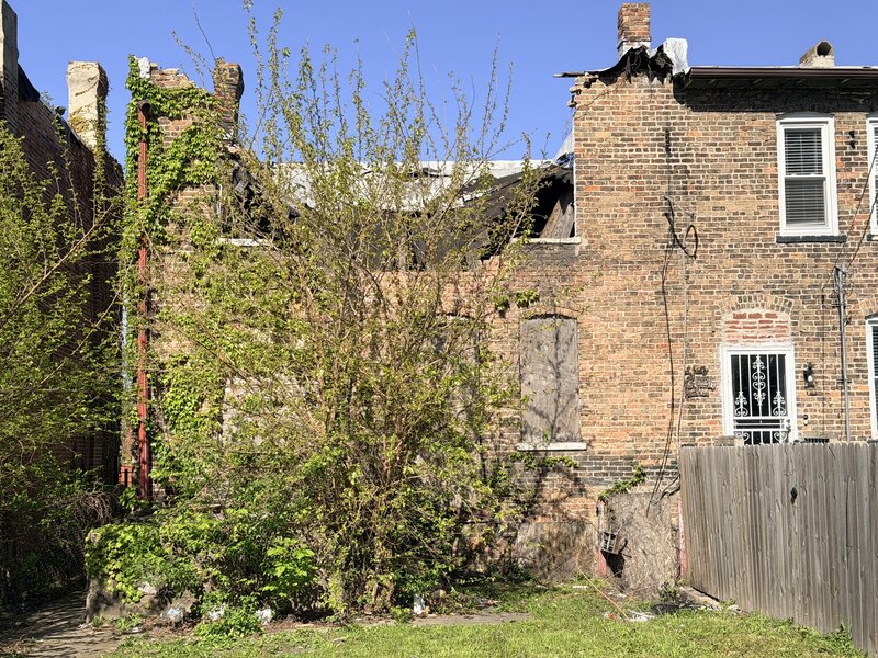 10643 S Champlain Avenue Chicago IL 60628