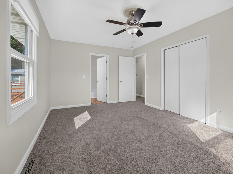 2319 Anchor Drive Bloomington IL 61704