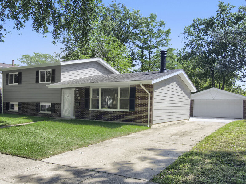 305 Jackson Street Park Forest IL 60466