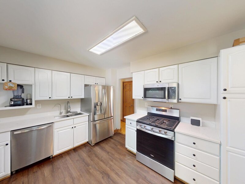 18099 W Valley Drive Grayslake IL 60030