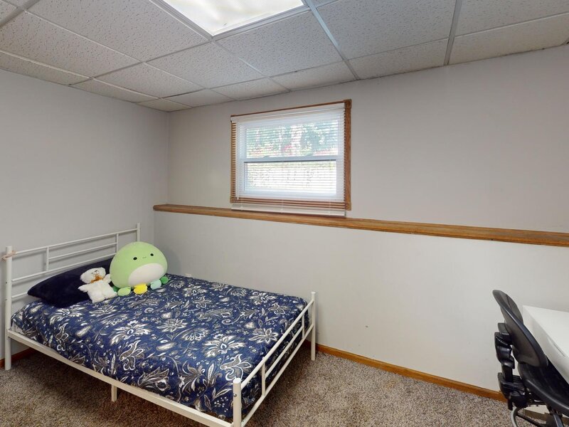 18099 W Valley Drive Grayslake IL 60030