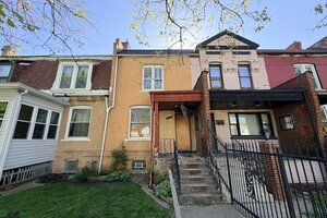 Photo of 10609 S Champlain Avenue Chicago IL 60628