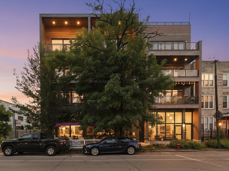 934 N California Avenue Chicago IL 60622