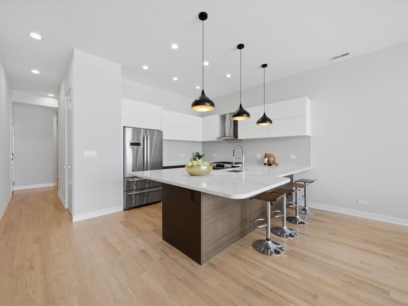 934 N California Avenue Chicago IL 60622