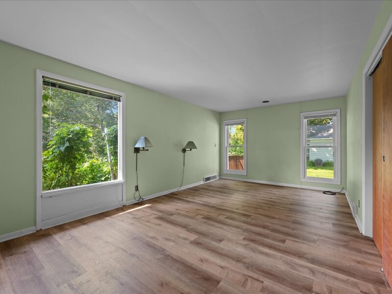 303 Central Avenue Aurora IL 60506