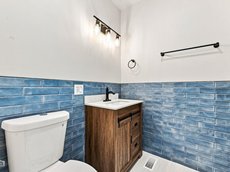 228 154th Place Calumet City IL 60409