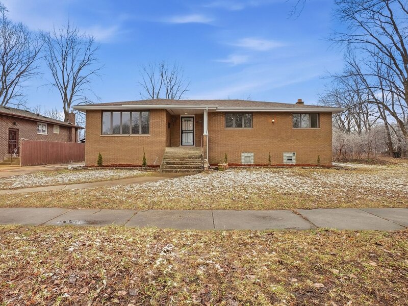 14315 S Manistee Avenue Burnham IL 60633