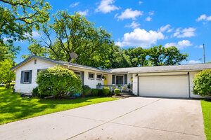 Photo of 225 Forest Park Place Ottawa IL 61350