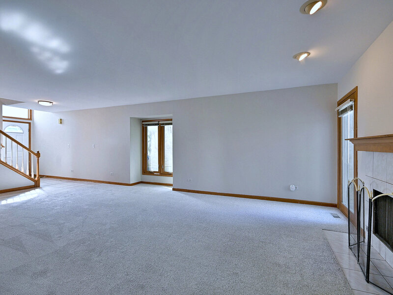 148 Schiller Square Itasca IL 60143