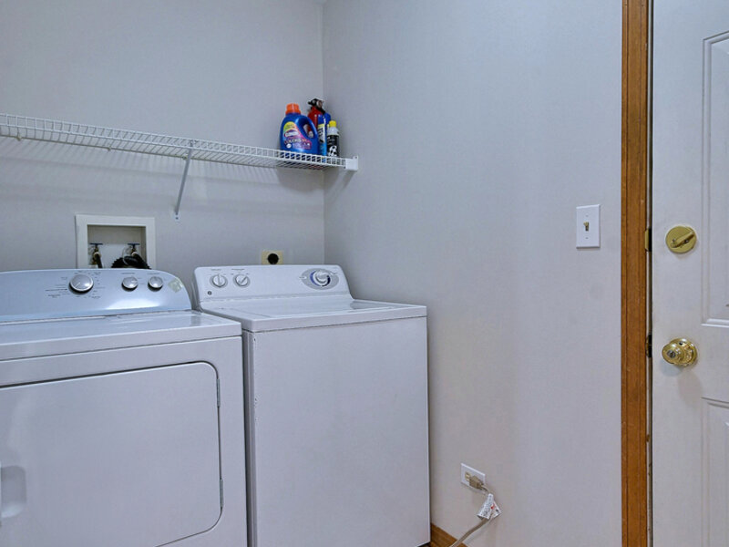 148 Schiller Square Itasca IL 60143