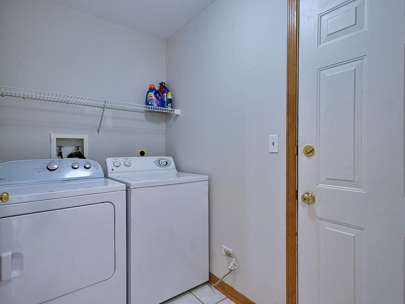 148 Schiller Square Itasca IL 60143