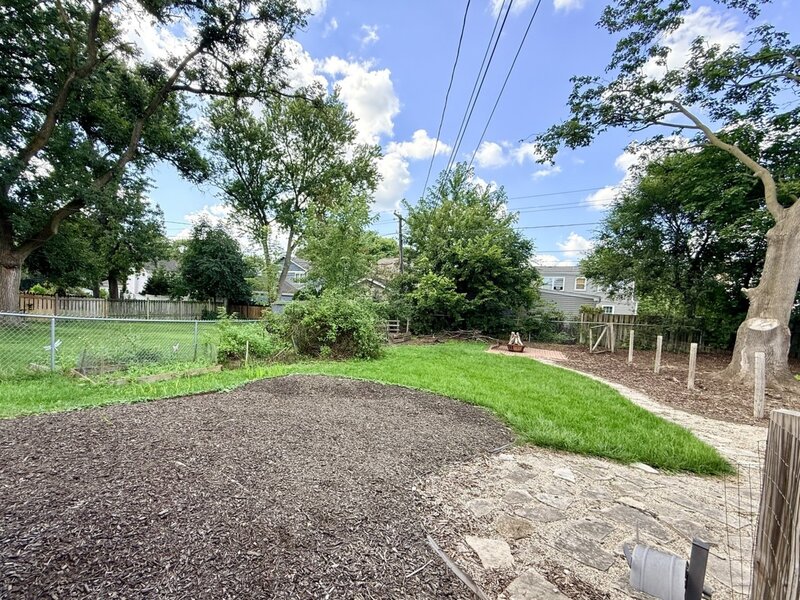 416 N Main Street Mount Prospect IL 60056
