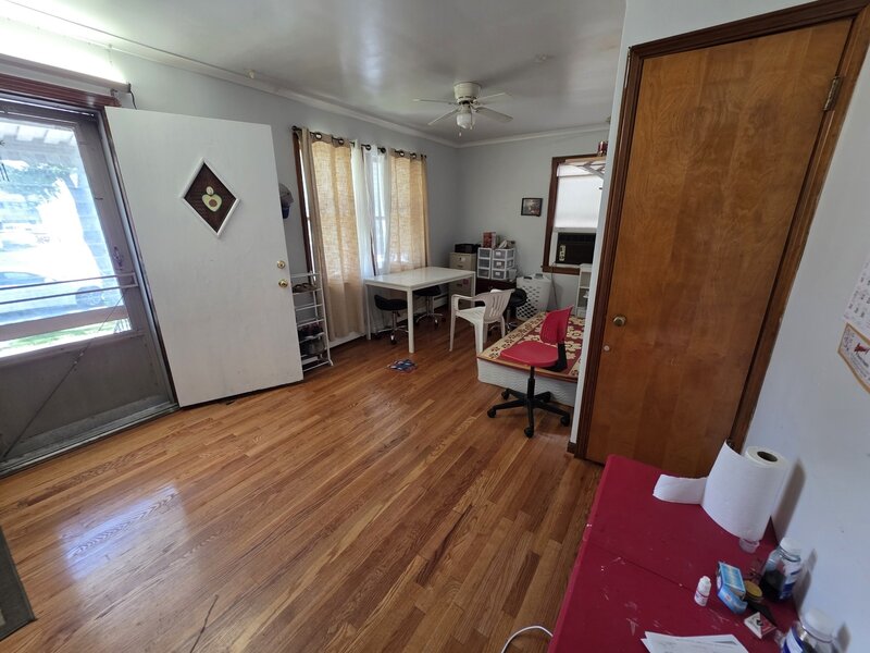17821 Escanaba Avenue Lansing IL 60438