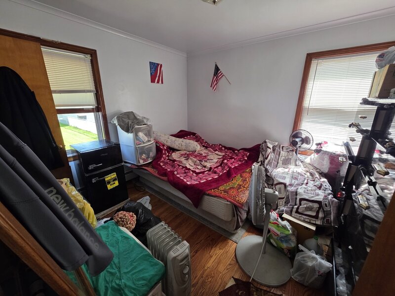 17821 Escanaba Avenue Lansing IL 60438