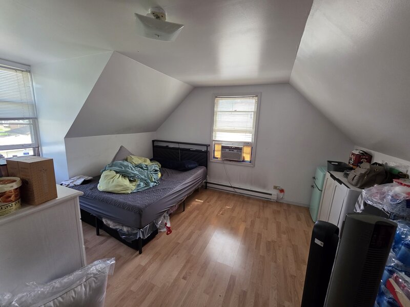 17821 Escanaba Avenue Lansing IL 60438