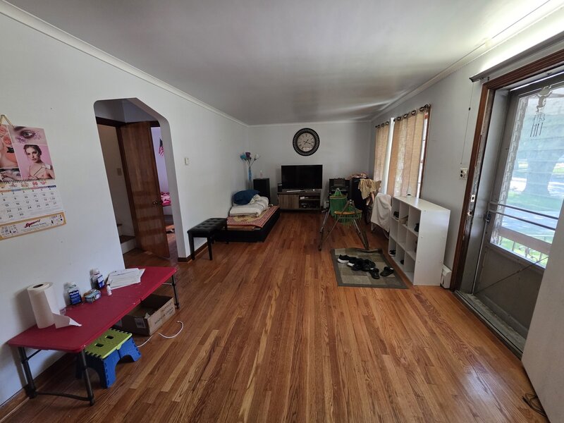 17821 Escanaba Avenue Lansing IL 60438