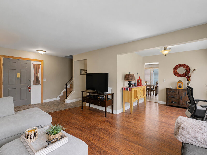 520 Dover Drive Roselle IL 60172