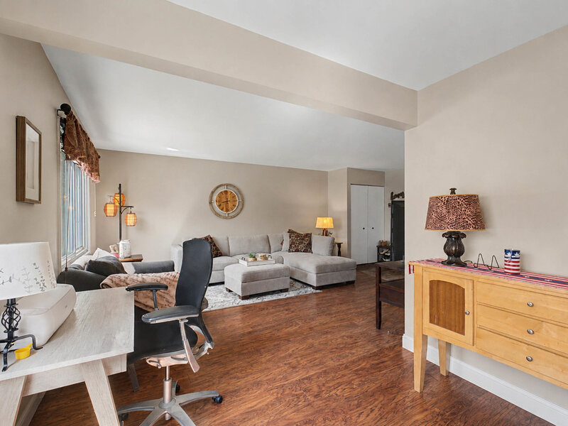 520 Dover Drive Roselle IL 60172