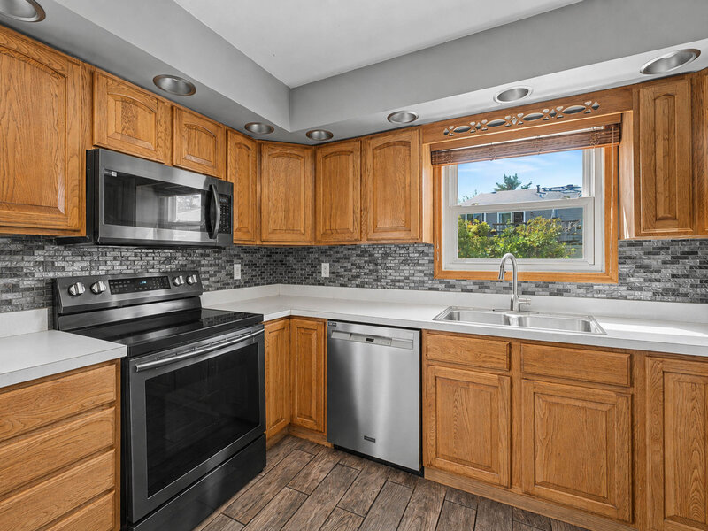520 Dover Drive Roselle IL 60172