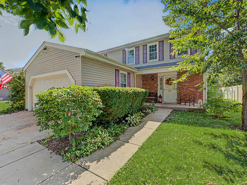 520 Dover Drive Roselle IL 60172
