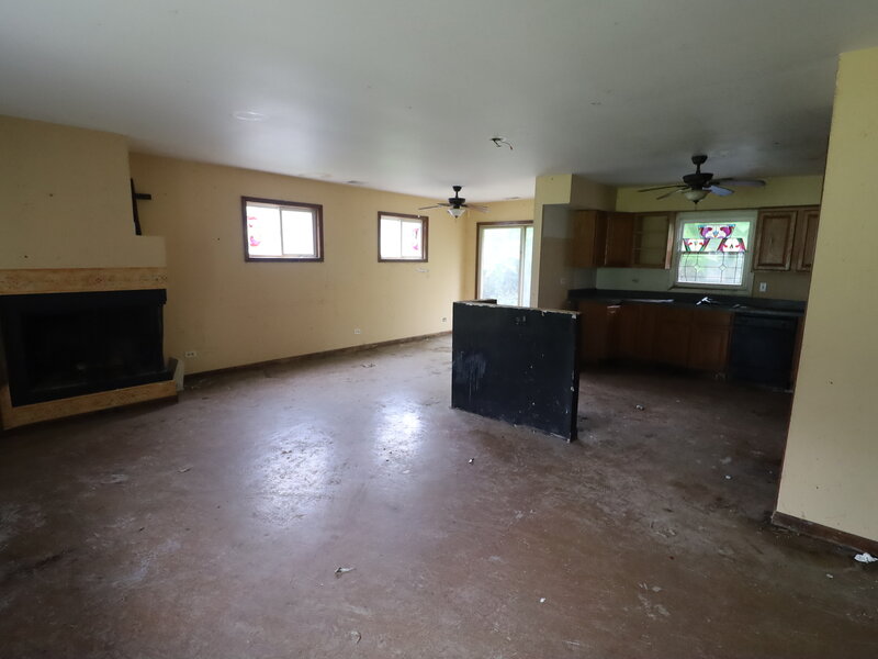 234 N 3rd Avenue Villa Park IL 60181