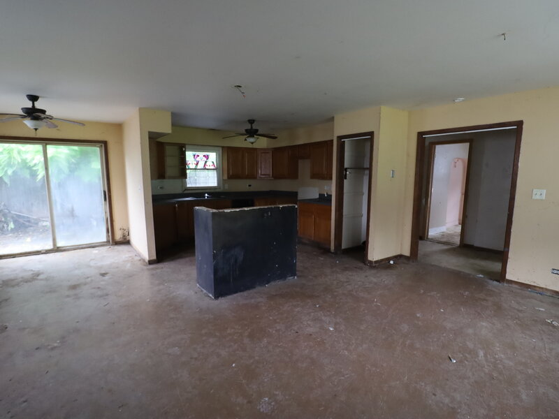 234 N 3rd Avenue Villa Park IL 60181