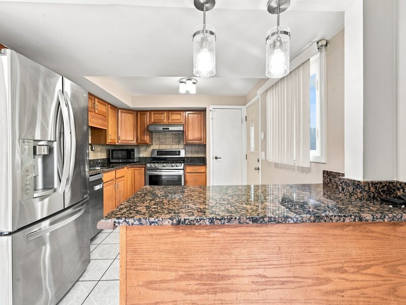 9349 Fern Lane Des Plaines IL 60016