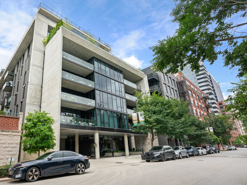 111 S Peoria Street Chicago IL 60607