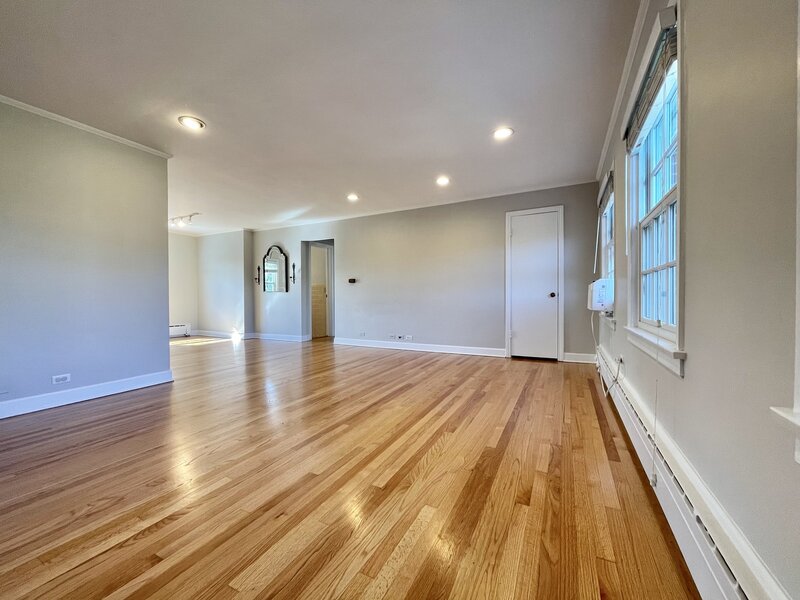 1406 Hinman Avenue Evanston IL 60201