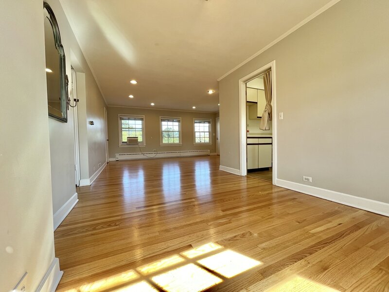 1406 Hinman Avenue Evanston IL 60201