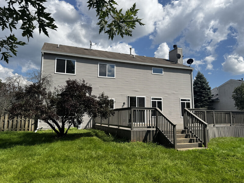 223 Paradise Parkway Oswego IL 60543