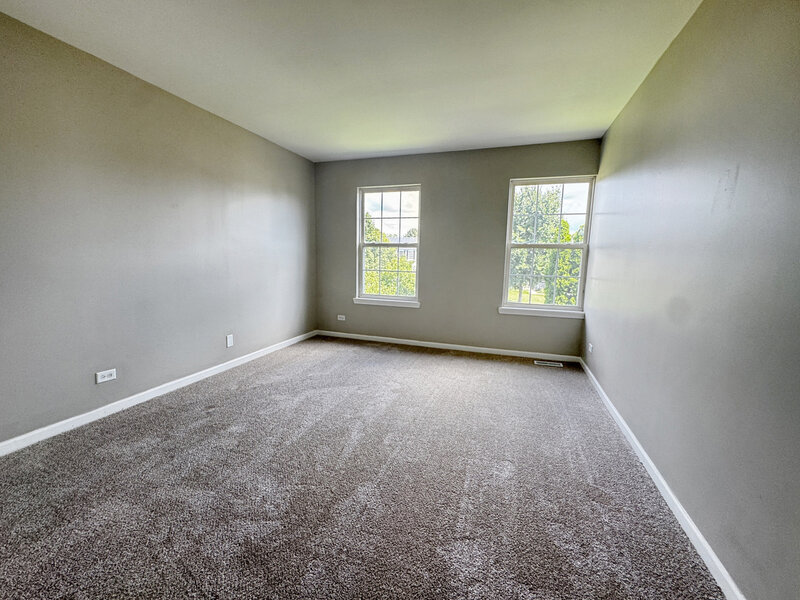 223 Paradise Parkway Oswego IL 60543